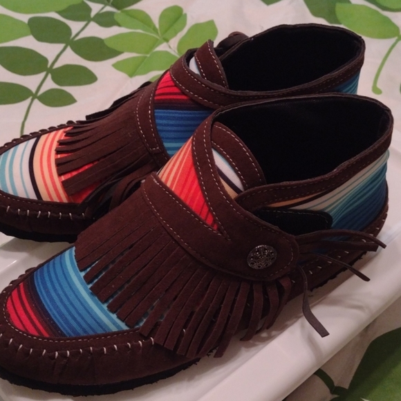 Short booties - Picture 2 of 2